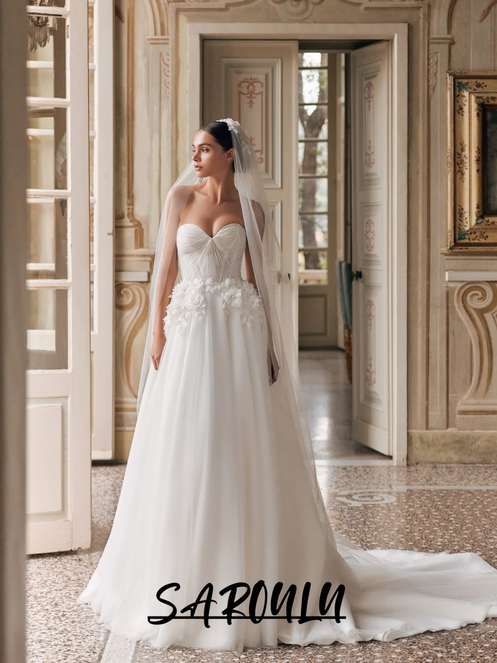 

Dreamy Sleeveless Bridal Gown Sweetheart Neck 3D Flower Embellished Lace Up Back Wedding Dress With Train For Bride Customized