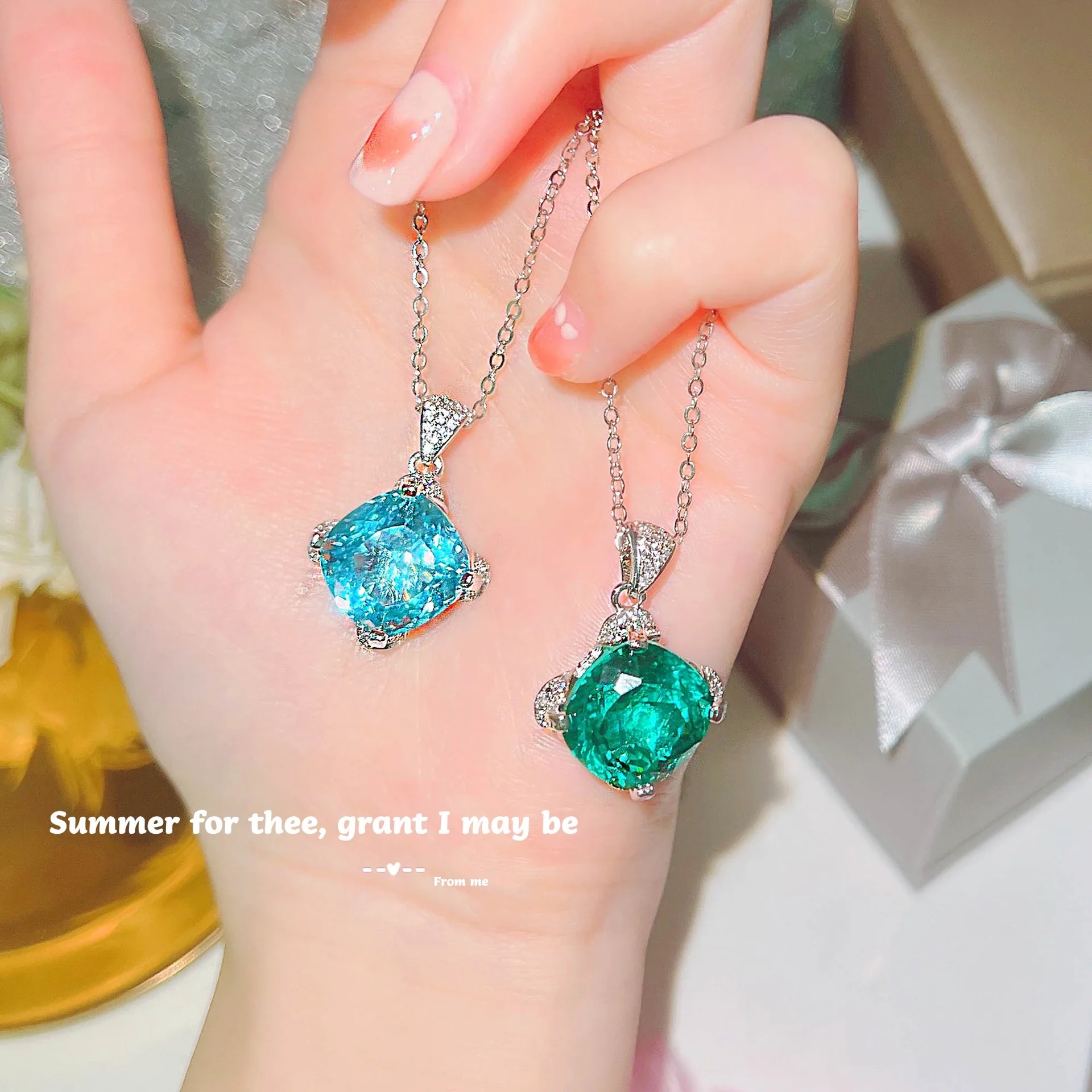 Foydjew Luxury Simulation Aquamarine Sea Blue Topaz Stone Pendant Necklaces 15 Carat Square Emerald Color Treasure Jewelry
