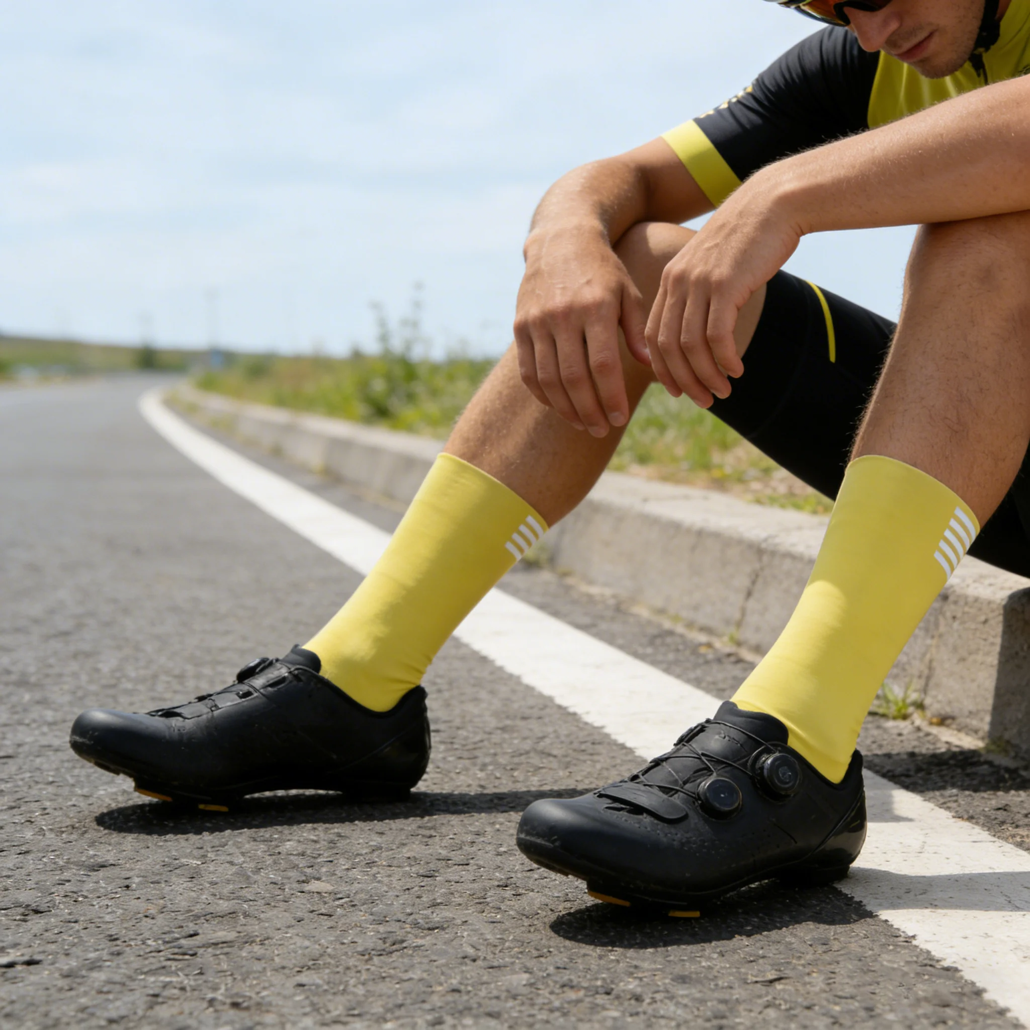 

Высокотехнологичные бесшовные компрессионные велосипедные носки Moulding 2026 с защитой от скольжения для велоспорта, бега и активного отдыха