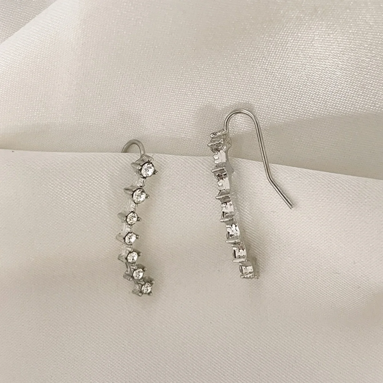 Chic Women Stud Earrings  Ear Climbers / Crawlers Clear Rhinestone Earring For fashion Women Party Jewelry Gift 1 Pair image 3