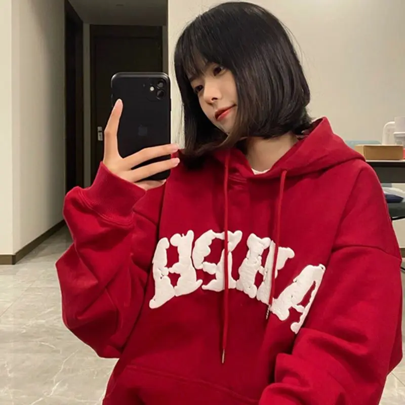 

Christmas Red Hooded Sweatshirt Women Oversized Hoodie Harajuku Korean Fashion Long Sleeve Pullovers Preppy Look Aesthetic