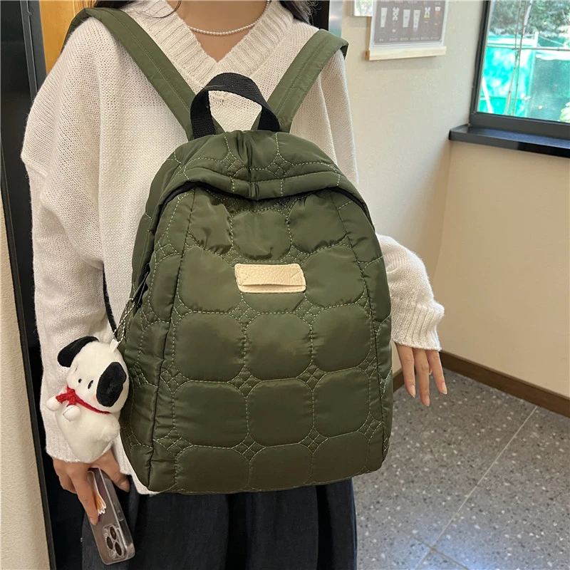 Fashion Gloss Women\'s Backpack Quilted Down Fabric Cotton Backpacks for Teenagers Girls 2023 High Capacity Padded Space Back Bag