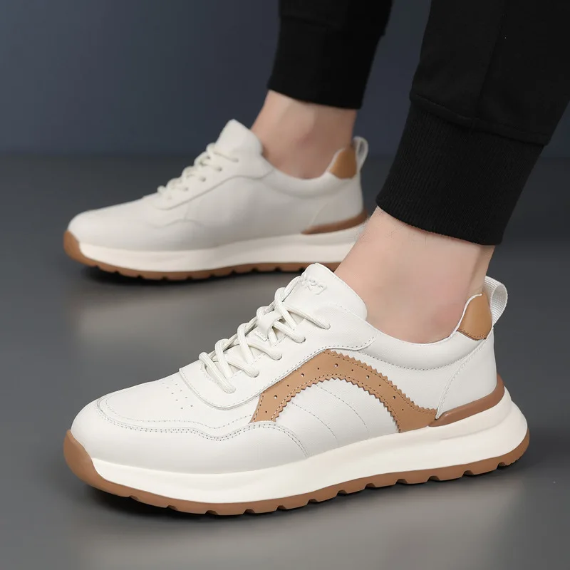 

Новые мужские кроссовки из натуральной кожи, молодежные модные повседневные спортивные туфли на шнуровке для молодых мужчин