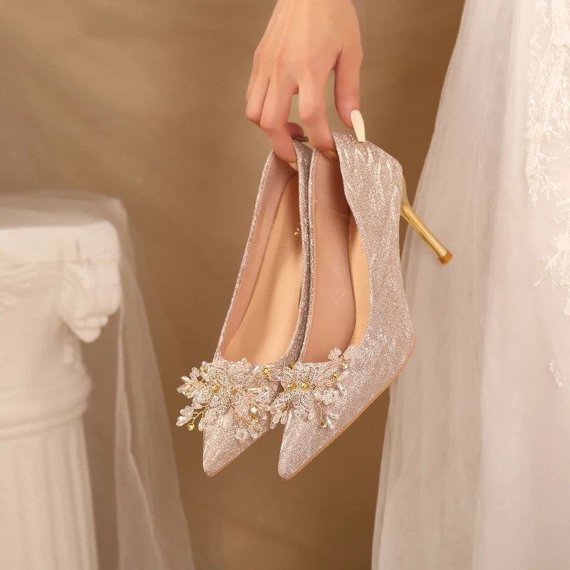 

Женские туфли-лодочки, роскошные свадебные туфли на высоком каблуке, женские модельные туфли с блестками, элегантные весенние женские туфли со стразами и бантом, милые женские туфли с кристаллами