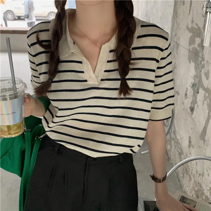 Youthful KoreanClothing Women's T-shirts Summer Short Sleeve Turn Down Collar T Shirt Casual Loose Style Top for Daily Wear