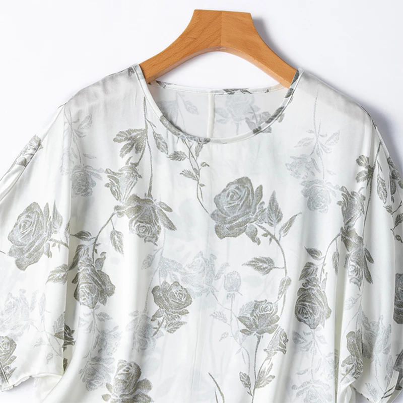 Women Silk T-shirt 100% Mulberry Silk Charmeuse Silk Loose Type Short sleeve Black Rose Floral Printed Top Shirt Blouse M1440