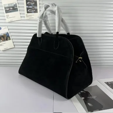 

Tote Bag For Women New 2025 Trendy Niche Design Large Capacity Commuter Handbag Black