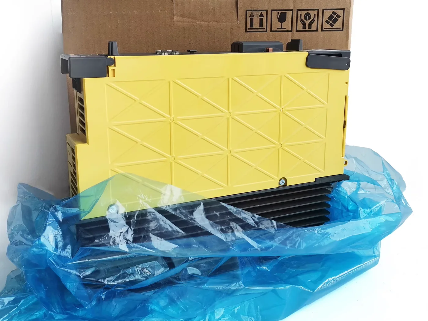 A06B-6240-H105 for Fanuc's brand new drive