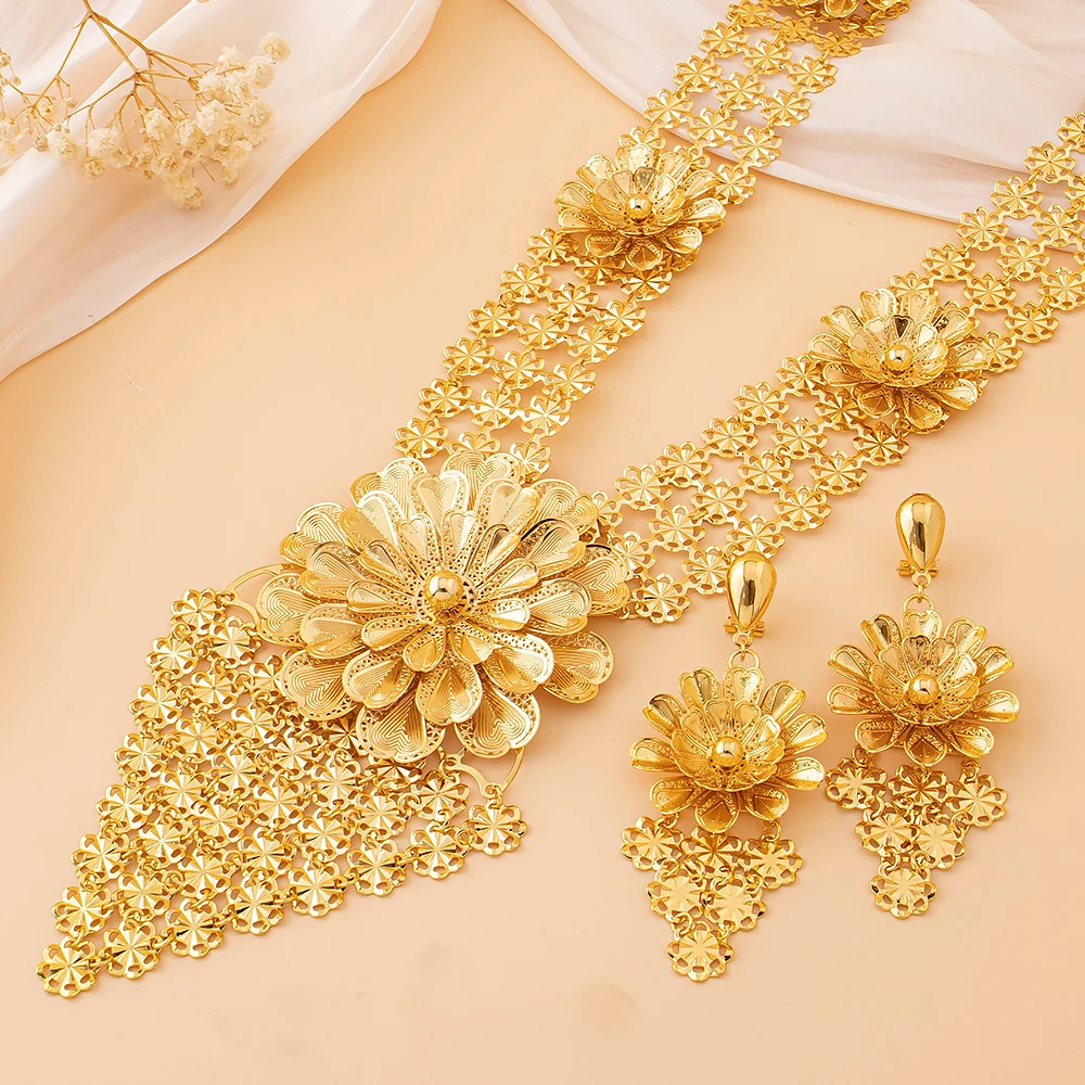 Goldene Quastenblume, vergoldete große Halskette im orientalischen Stil, Creolen, ethnische Schmuckaccessoires, Brautgeschenke für Hochzeiten – Detail 5