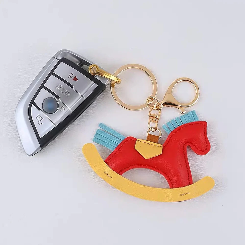 Trendy Designer PU Leder Schaukelpferd Schlüsselanhänger Pony Pferd Anhänger Dekoration für Damen Tasche Schlüsselanhänger Charm Zubehör – Detail 5
