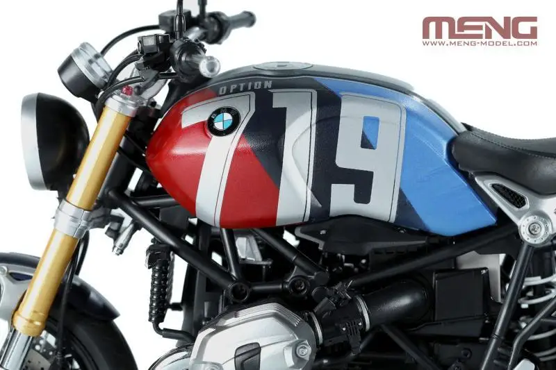 MENG MT-003T 1/9 R nineT Option 719 Mars Red/ Cosmic Blue Pre-Coloured Edition Model Kit - Image 2