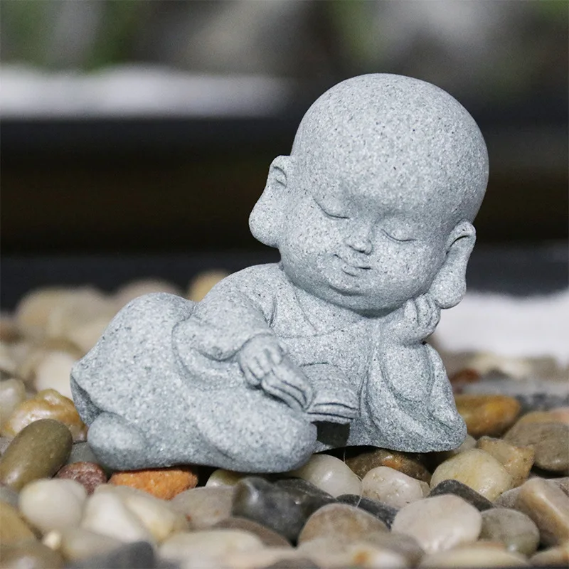 Resin Ornaments Gift Lovely Little Monk Sculptures Cute Monks Buddha Statues Creative Buddha Dolls Table Car Crafts Decoration