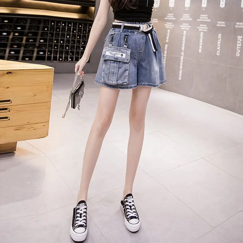 2024 New Elastic High Waist Women Summer Fashion Casual Solid Color Detachable Pockets Ruched Wide Leg Safari Style Denim Shorts