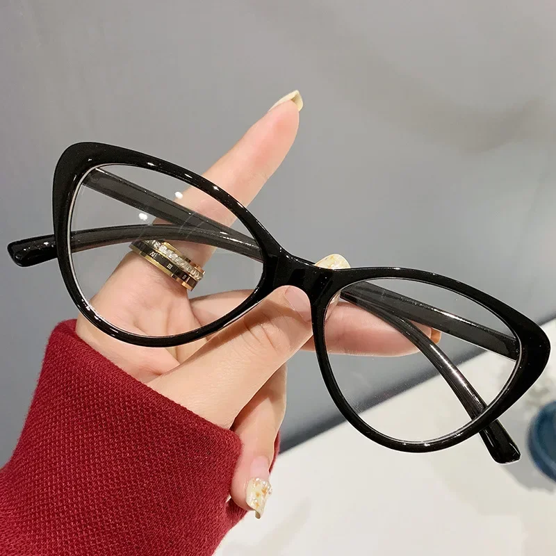 1pcs Cat Eye Unisex Glasses Square Black Large Frame Women Man Vintage Flat Glasses Unisex New Anti Blu Ray TR90 Optical Retro