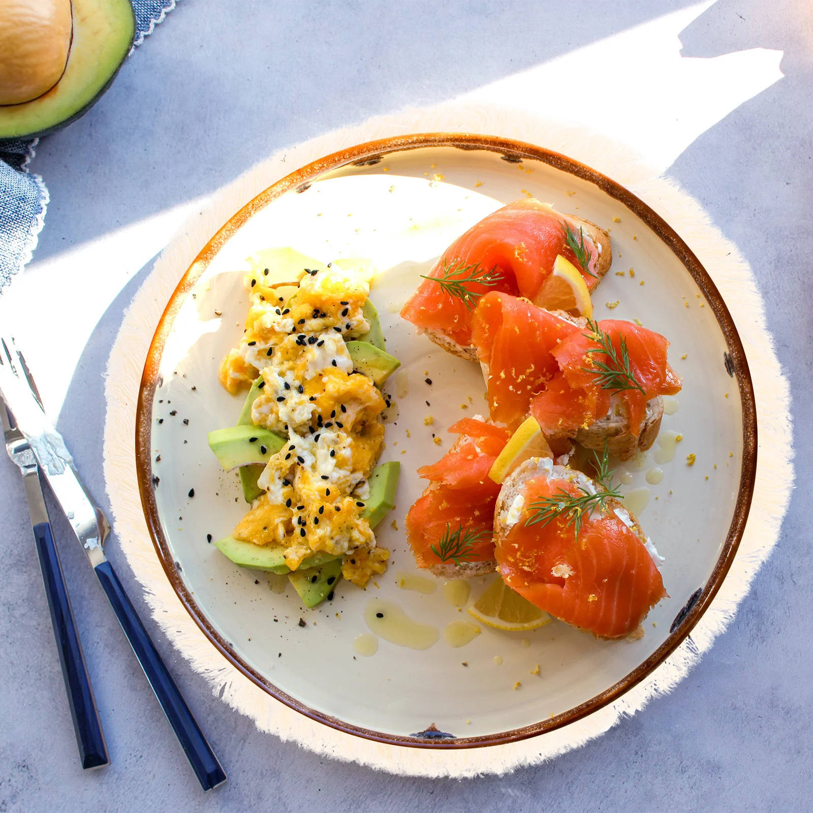 

Woven Placemat Heat Resistant Rustic Round Decorative Place Mat Pad Pot Placemat for Coffee Table Drinks Placemats for Table