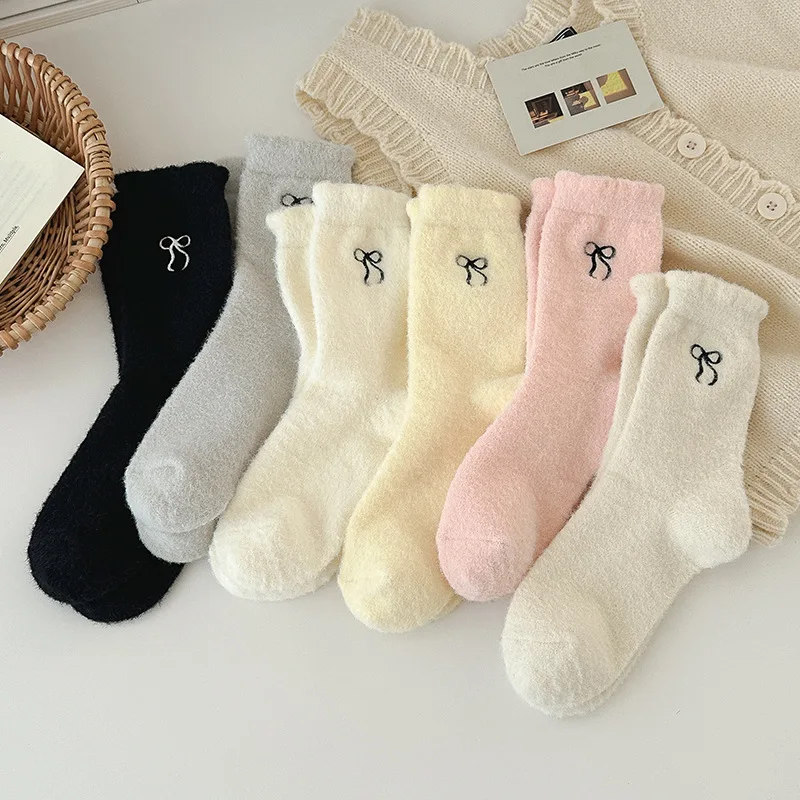 Autumn and Winter New Cashmere Thickened Warm Mid-tube Women's Socks Floor Socks Australian Velvet Color Sweet Bow Women's Socks