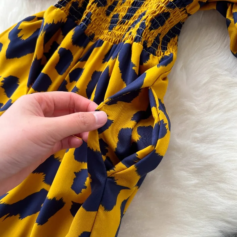 Macacão feminino de verão moda leopardo impressão outfit chique casual com decote em v manga curta elástica cintura alta magro perna larga macacão