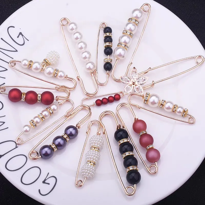 Brooch Set Big Beads Fashion Clothing Brooches for Women Pearl Lapel Pin Sweater Dress Brooch Pins Badge Buckle Accessories