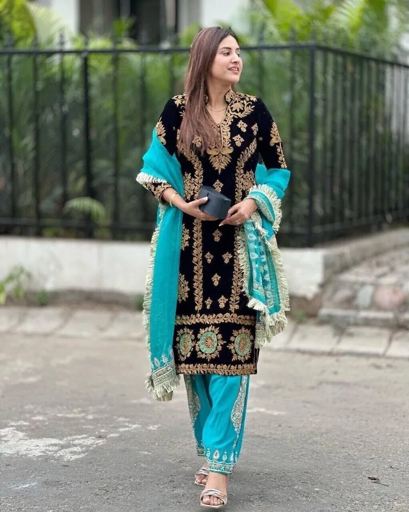 

Designer Wedding Party Attire Salwar Kameez PakistanI Indian Wedding Party Costumes Dress