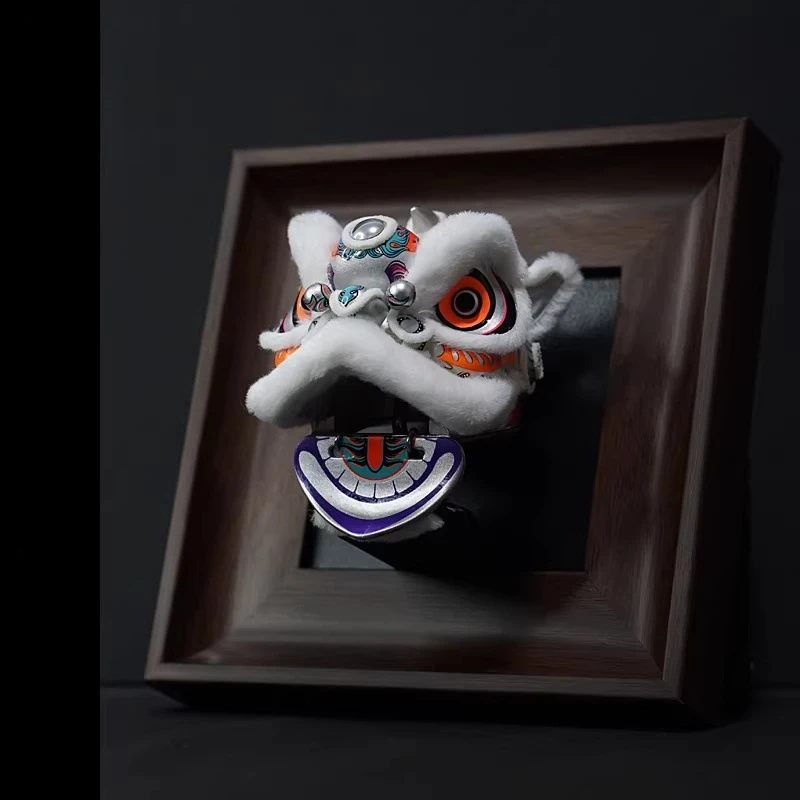 Lion dancing three-dimensional painting pendant decorative merchandise Ping An lion ornament