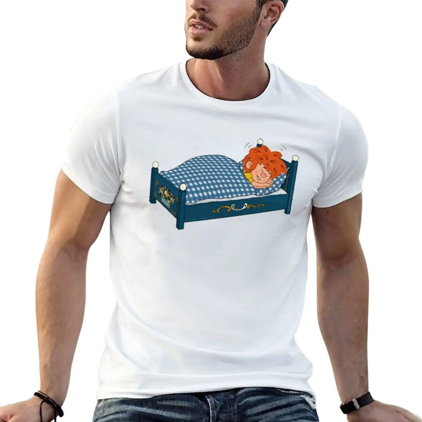 

custom shirt Pumuckl man t print shirt casual T-Shirt Bett seinem auf schlft t