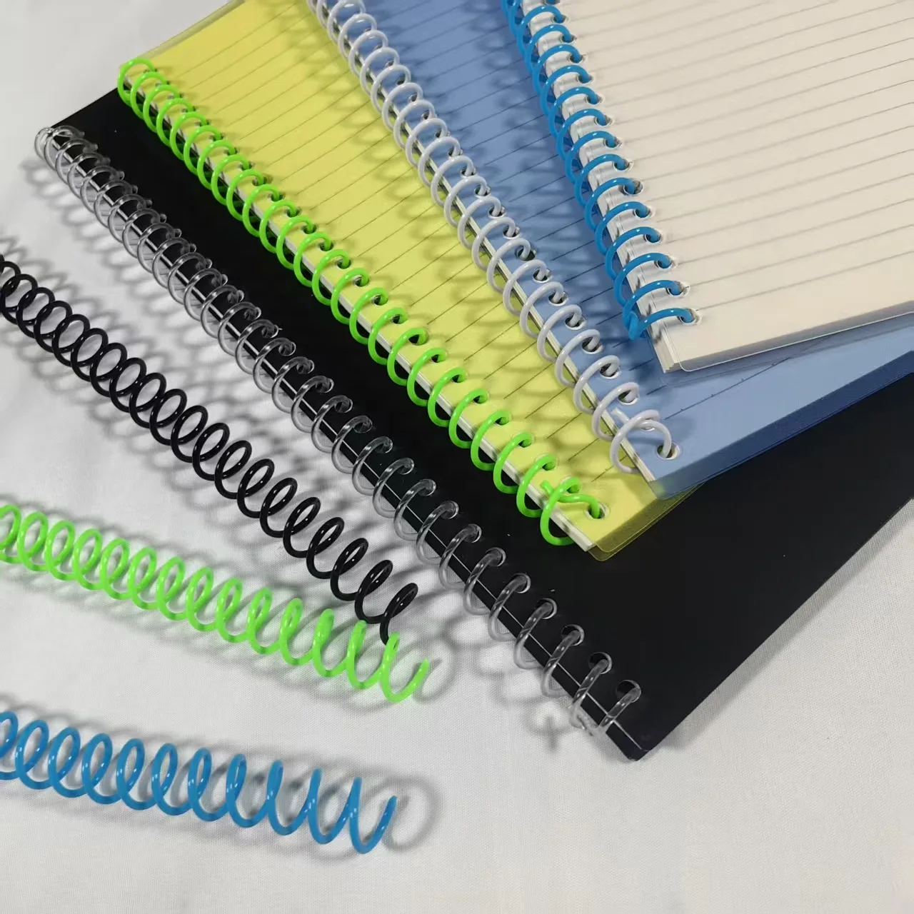 3:1  20pcs PVC Color Loose-leaf Binding Ring 34-hole Spiral Ring Binding Round Hole Loose-leaf Notebook Binder Plastic Rings