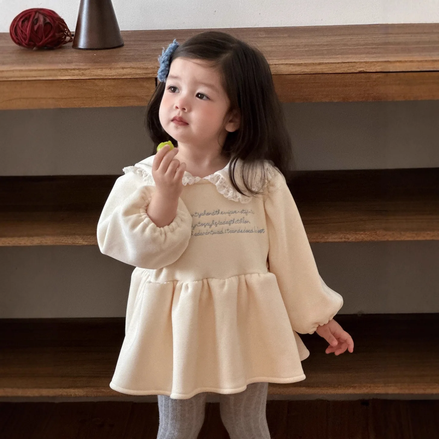 

Girls Bag Fart Skirt 2025 Autumn Winter New Product Korean Version Sweet and Cute Lace Collar Fashionable Western-style Skirt