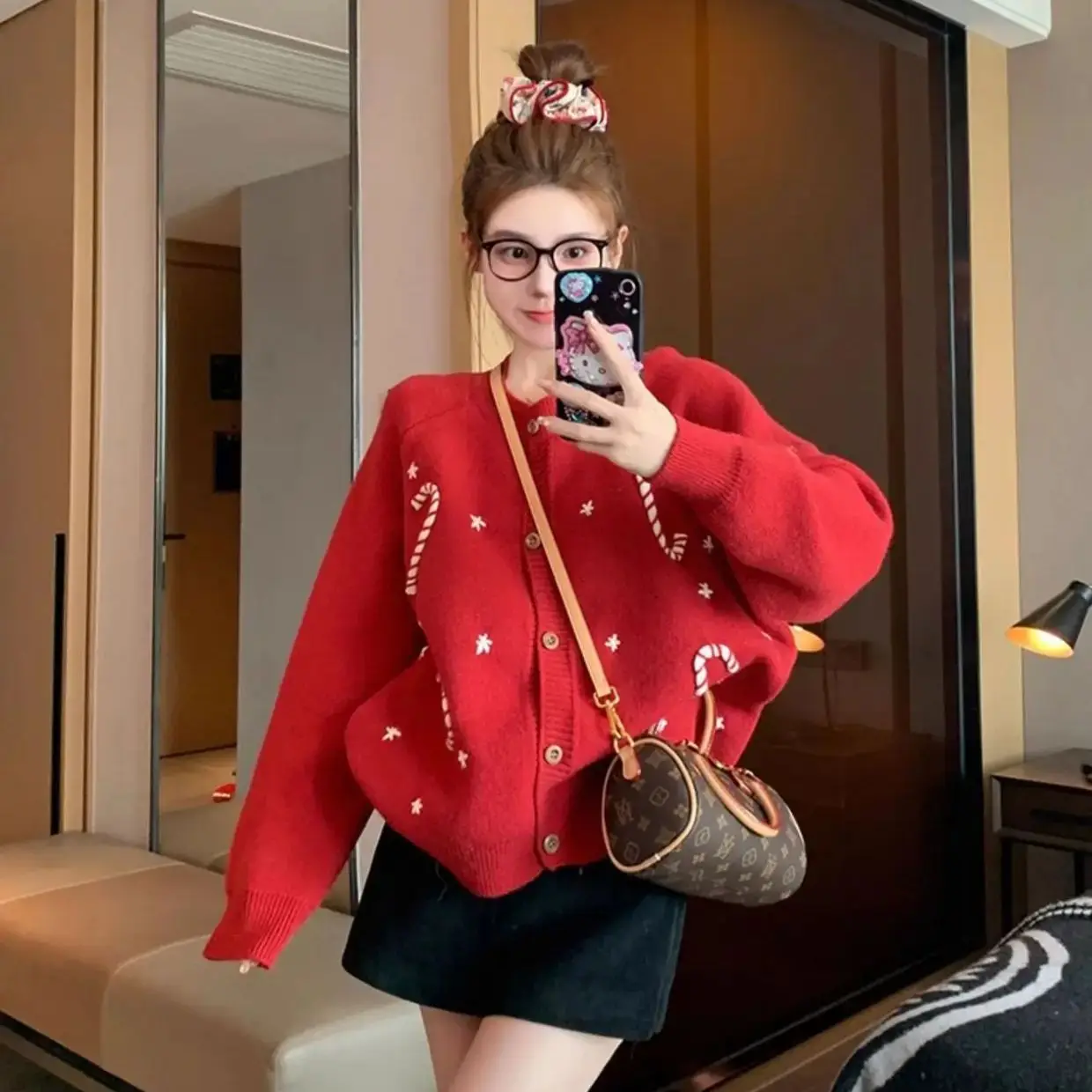 

Red round neck hand-crocheted sweater cardigan for women 2024 autumn and winter new loose long-sleeved knitted jacket