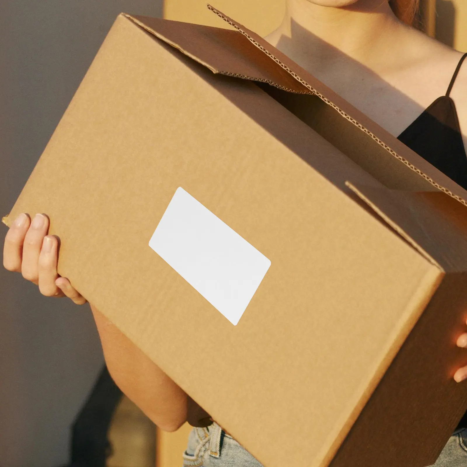 

Рулон термоэтикеток 80x40 мм, самоклеящиеся, водонепроницаемые, маслостойкие, для прямой печати штрихкодов на складах и при транспортировке