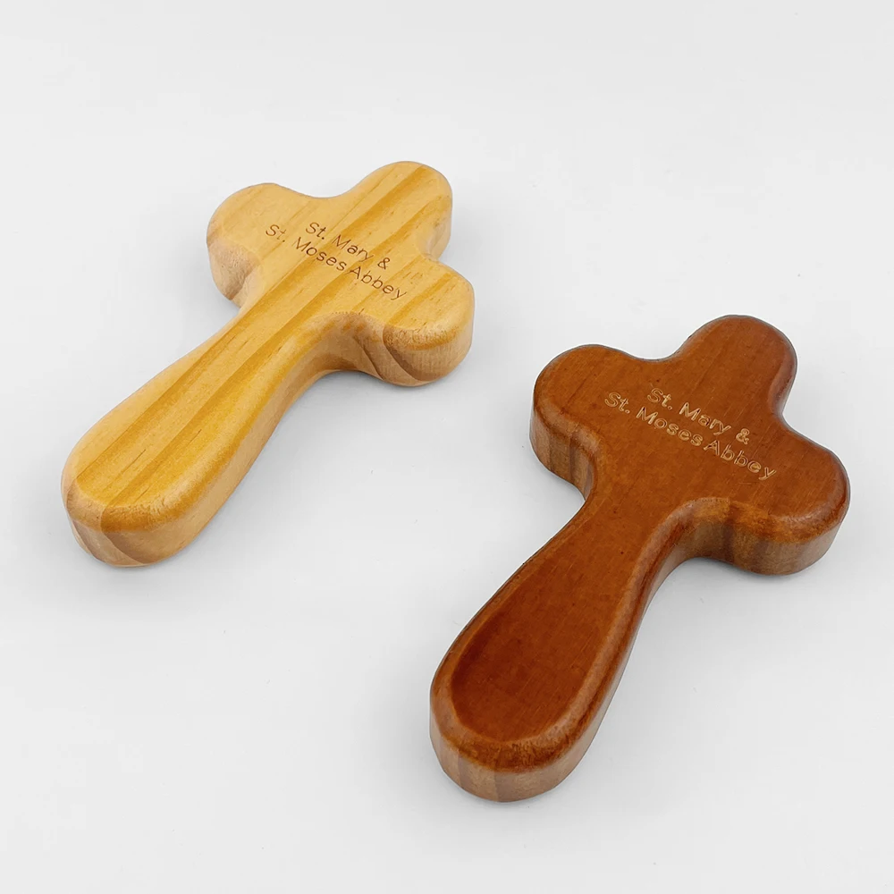 Hot Sale Olive Wood Hand Held Comfort Cross Engravable Wooden Prayer Cross Religious Pocket Gift For Christian Believers Wholesa