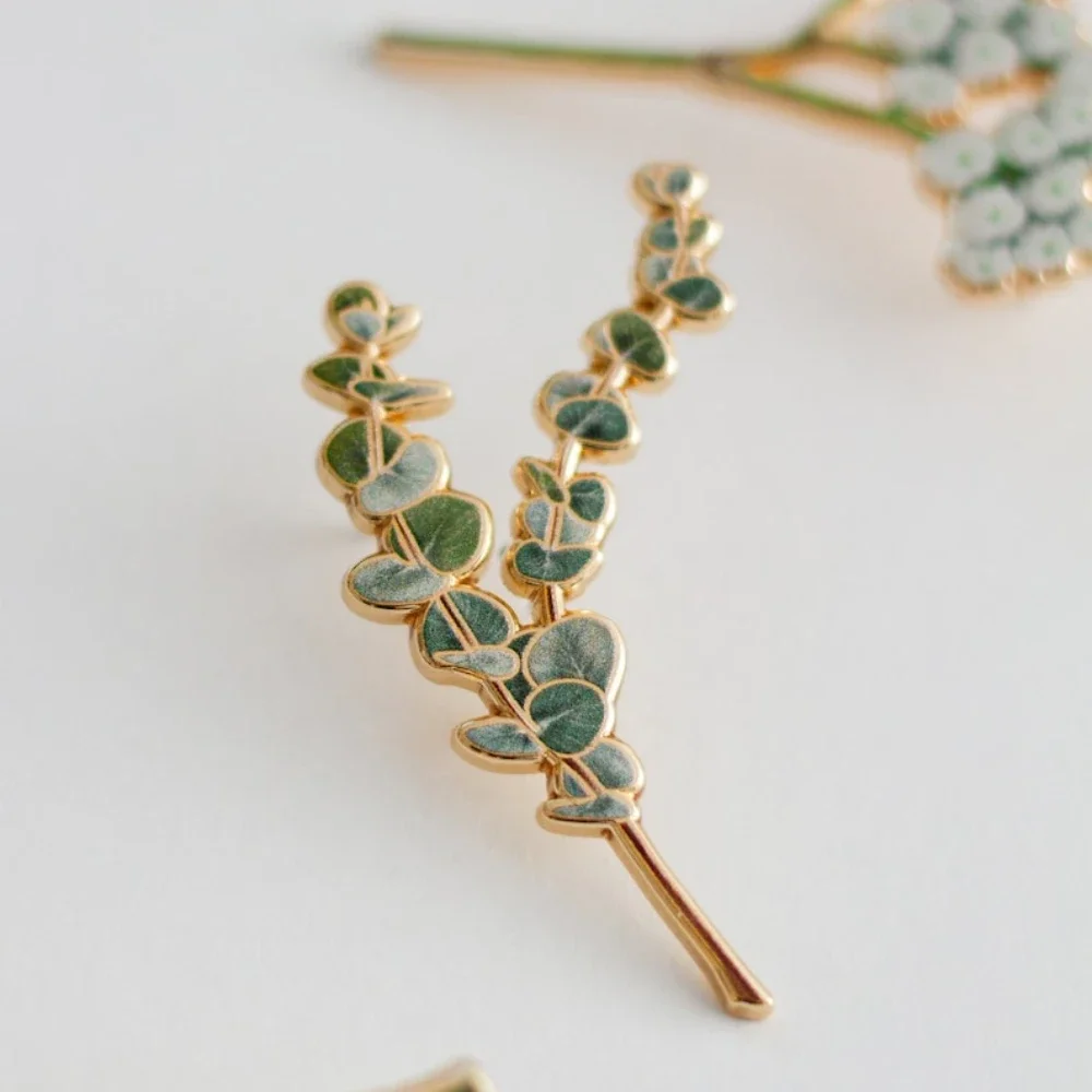 유칼립투스 꽃무늬 하드 에나멜 핀, 식물 배지, 꽃 애호가, 자연 영감 브로치 선물