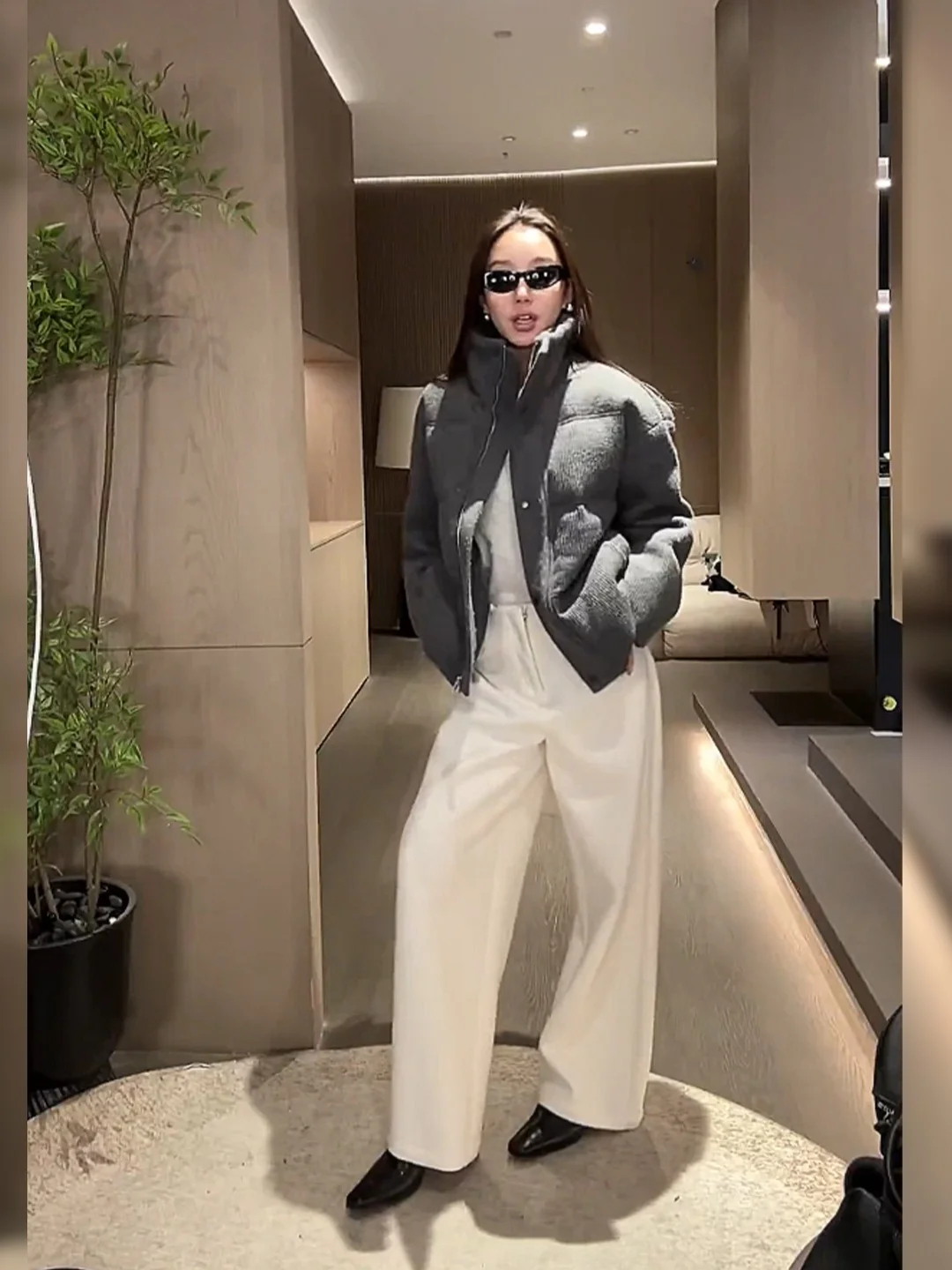 

Li Hui Er White mat Wool Scythe Pants Women's Design Small Glutinous Rice Pants Straight Leg Casual Trousers