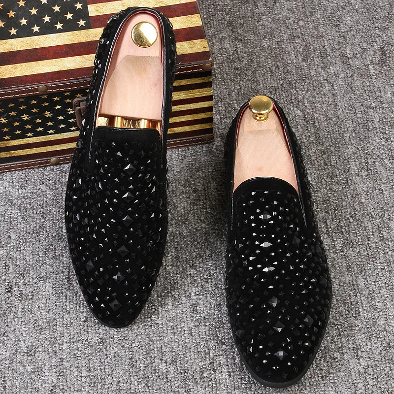 Comfortable Man Loafers Shoes Leather Casual Mens Rhinestone Driving Shoes Man Flats Maccosins Wedding Slip-on Club Shoe