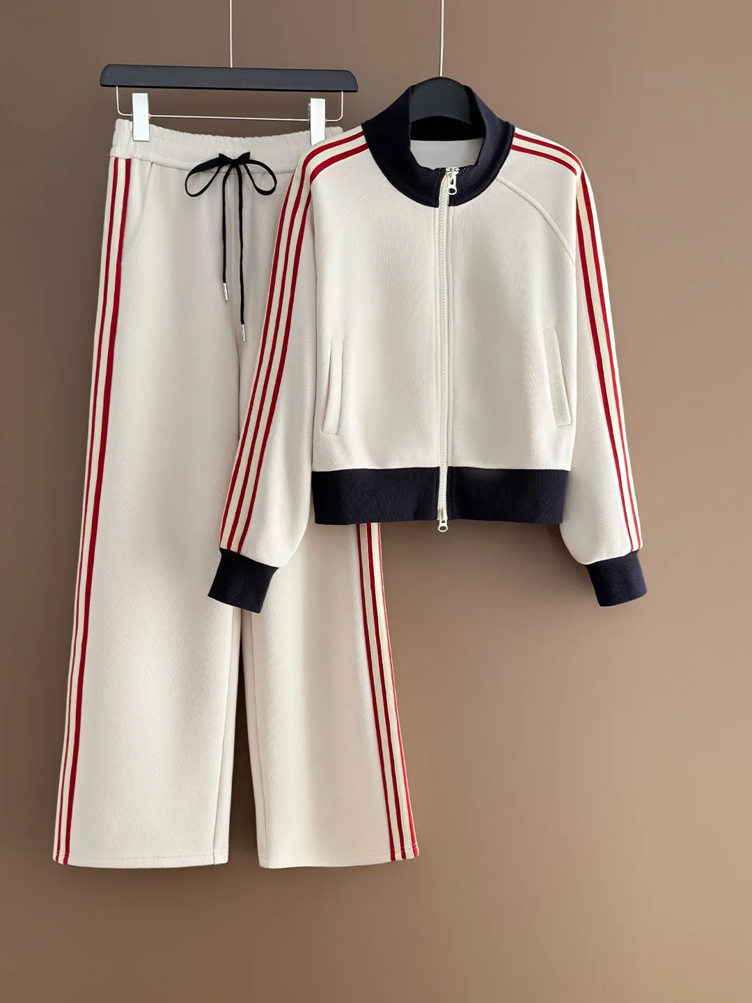 

Women's Casual Fitn Sport Pants Set High Waist Long Pants Wide Leg Running Spring Autumn Comfortable Cotton Sweatirt