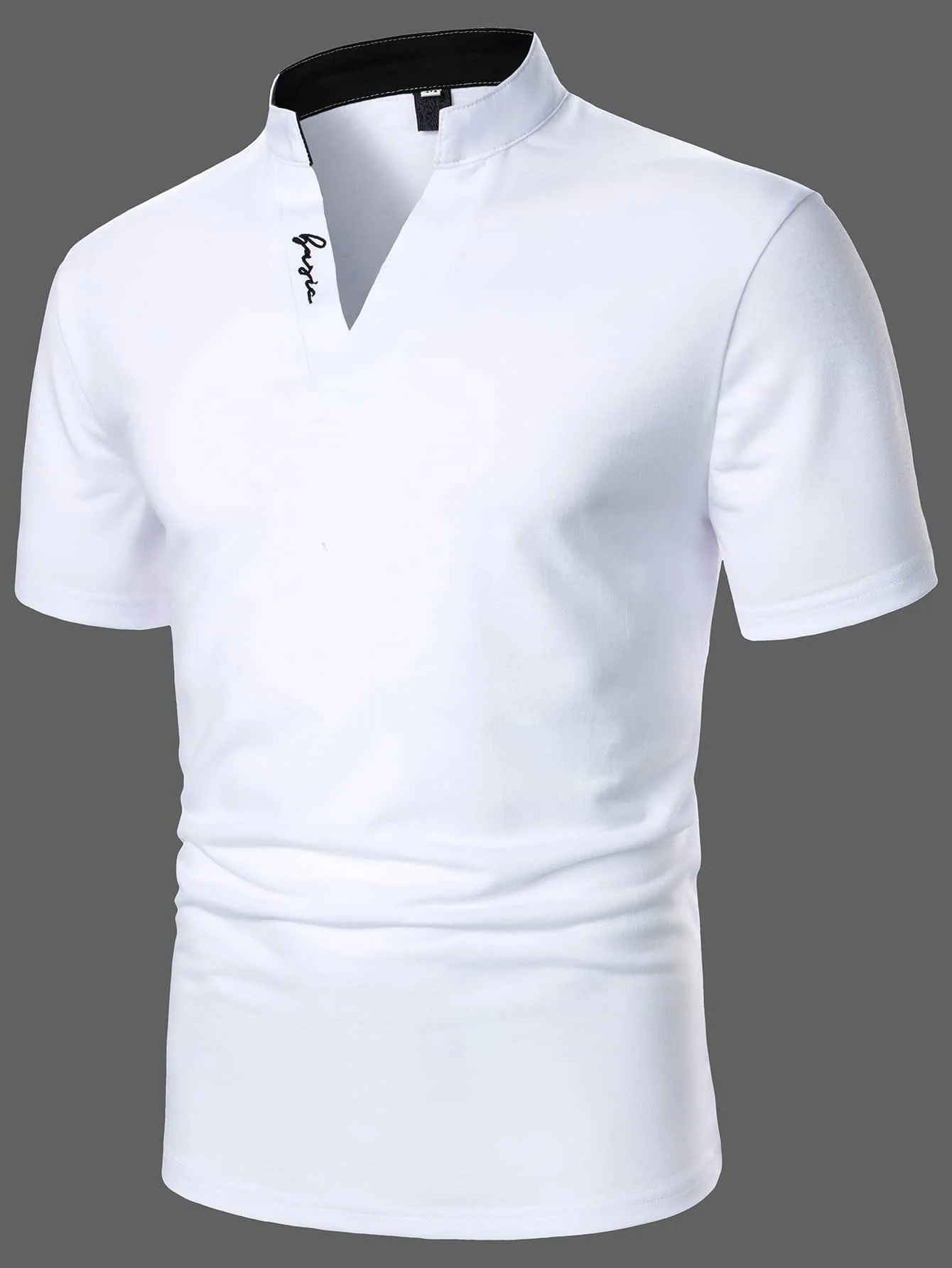 

Men's White Short Sleeve Stand Collar Shirt with Script Embroidery