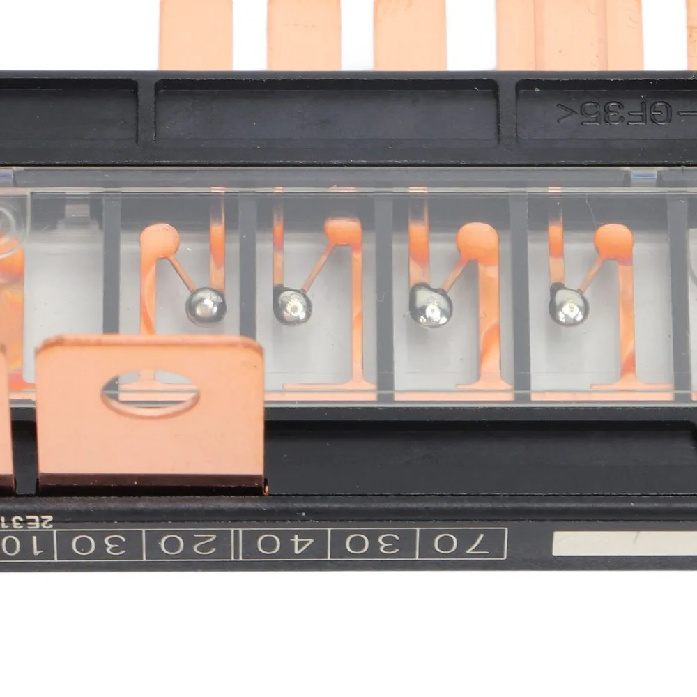 

Metal Multi Fuse Block 32A Transparent Window Relay Fuse Box 6 Circuit Multiplex Multi Fuse Box