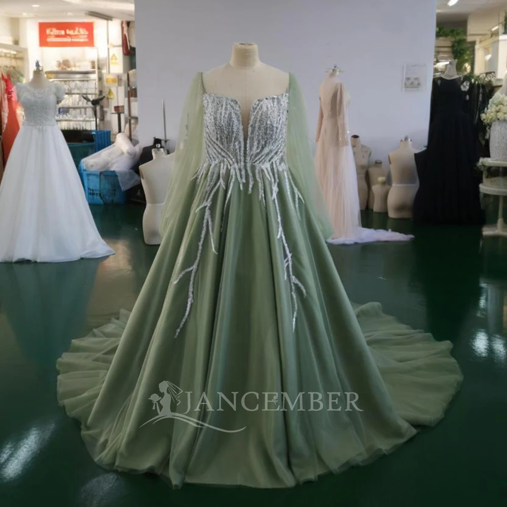 

Charming Green Ball Gown 15 Year Old Quinceanera Dresses 2025 Customized Sweet 16 Evening Party Dress vestidos de 15 quinceañera