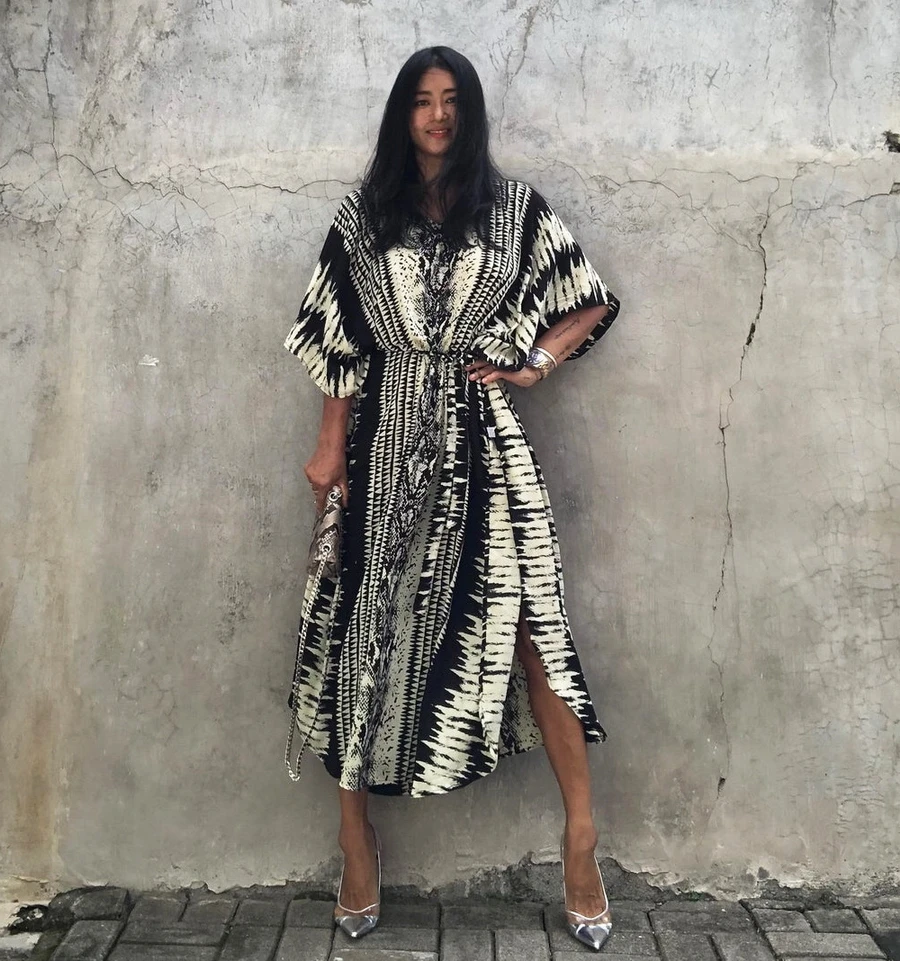 

Para Praia 2025 Swimsuit Covers Kimono Bikini Cover Ups Beach Dress Robe Maxi Long Dress Beachwear Sarong Women Loose Cardigan