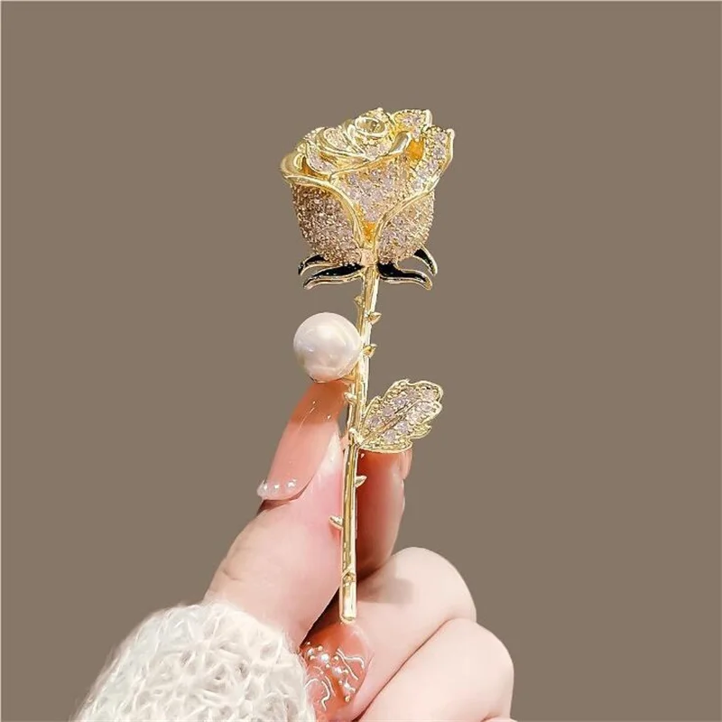 1Pc Dainty Rose Brooch for Men Women Romantic Flower Brooches Pins Corsage Jewelry Trendy Accessories Summer Holiday Gifts 2024