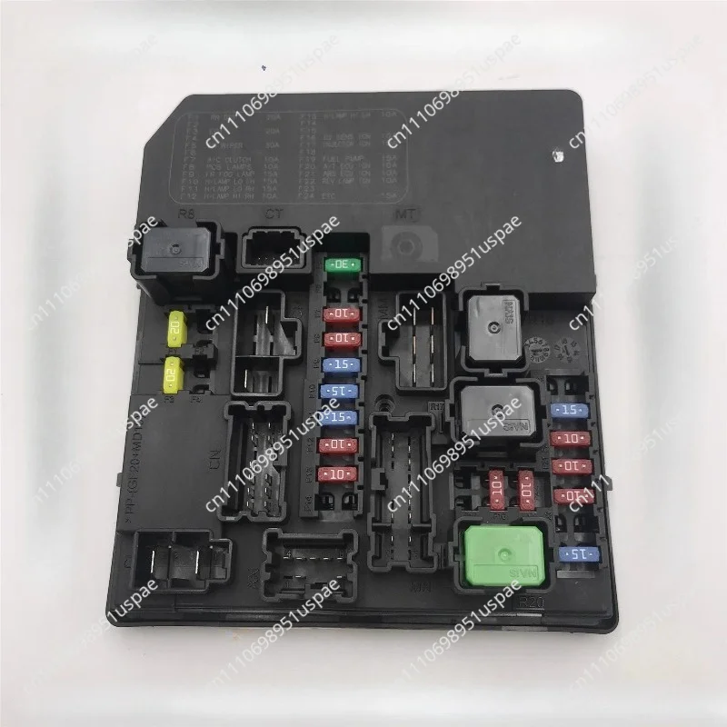 Caja de Fusibles, Relé, Módulo de Alimentación IPDM para Nissan Tiida, Yida, Livina, Sylphy, Venucia D50, R50