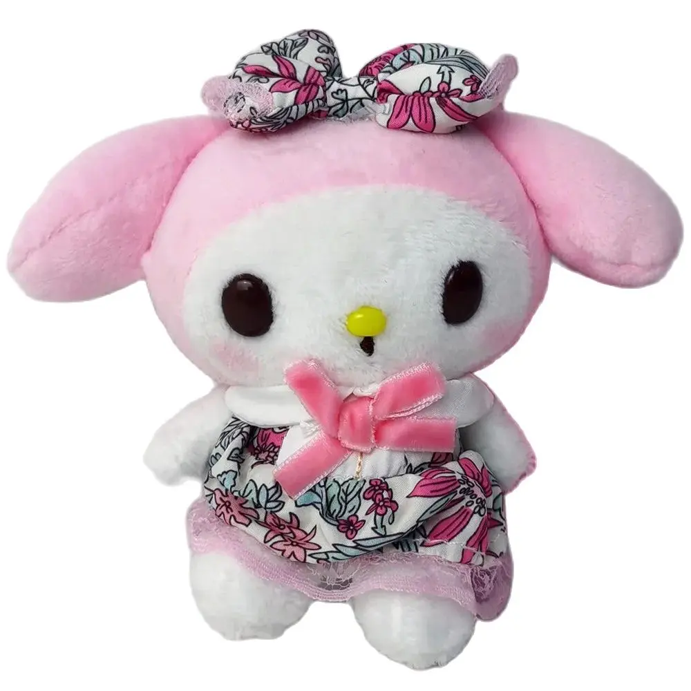 Sanrio My Melody Melo Rabbit con falda floral, juguete de peluche colgante de 5 ", llavero de película de dibujos animados, cuerda, Animal relleno, anillo para bolso de teléfono