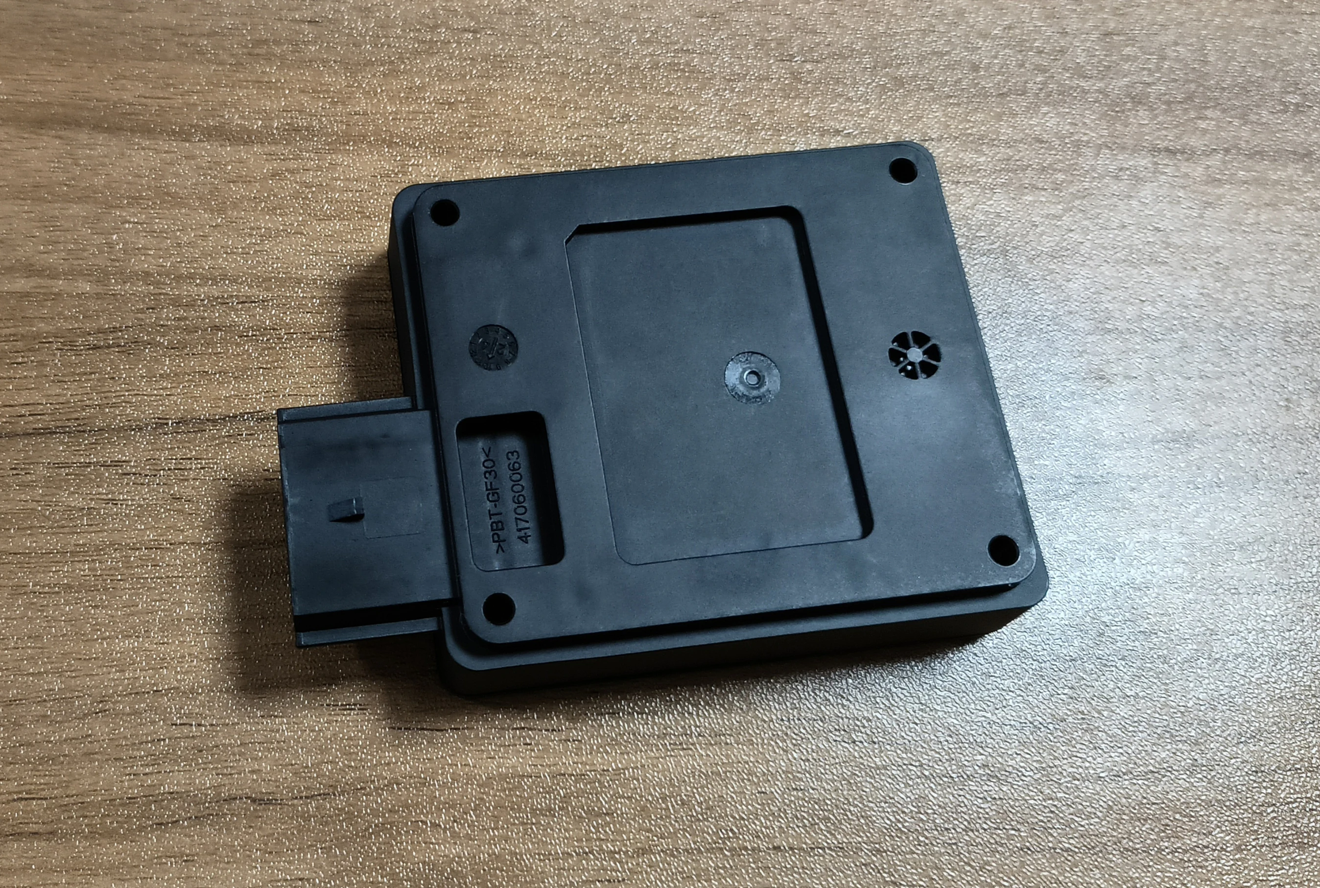 

77ГГц радар миллиметрового диапазона с большой дальностью действия | Детектор на расстоянии 260 м | Датчик автомобильной системы безопасности FCW AEB ACC ADAS