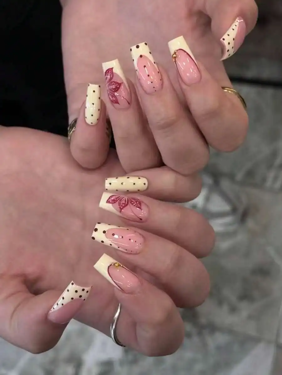 

24pcs Long Coffin-Shaped 3D Gel Flower Nail Art, Polka Dot Pattern With Steel Ball Decor, Yellow French Press-On Acrylic False N