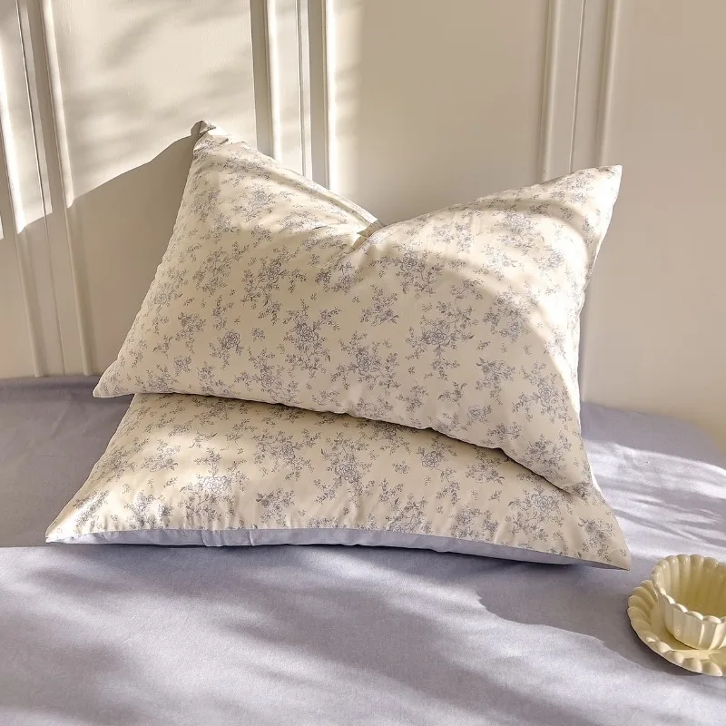 New cotton small floral single pillowcase, cute printing is not easy to fade, single pillowcase, no pillow core filler