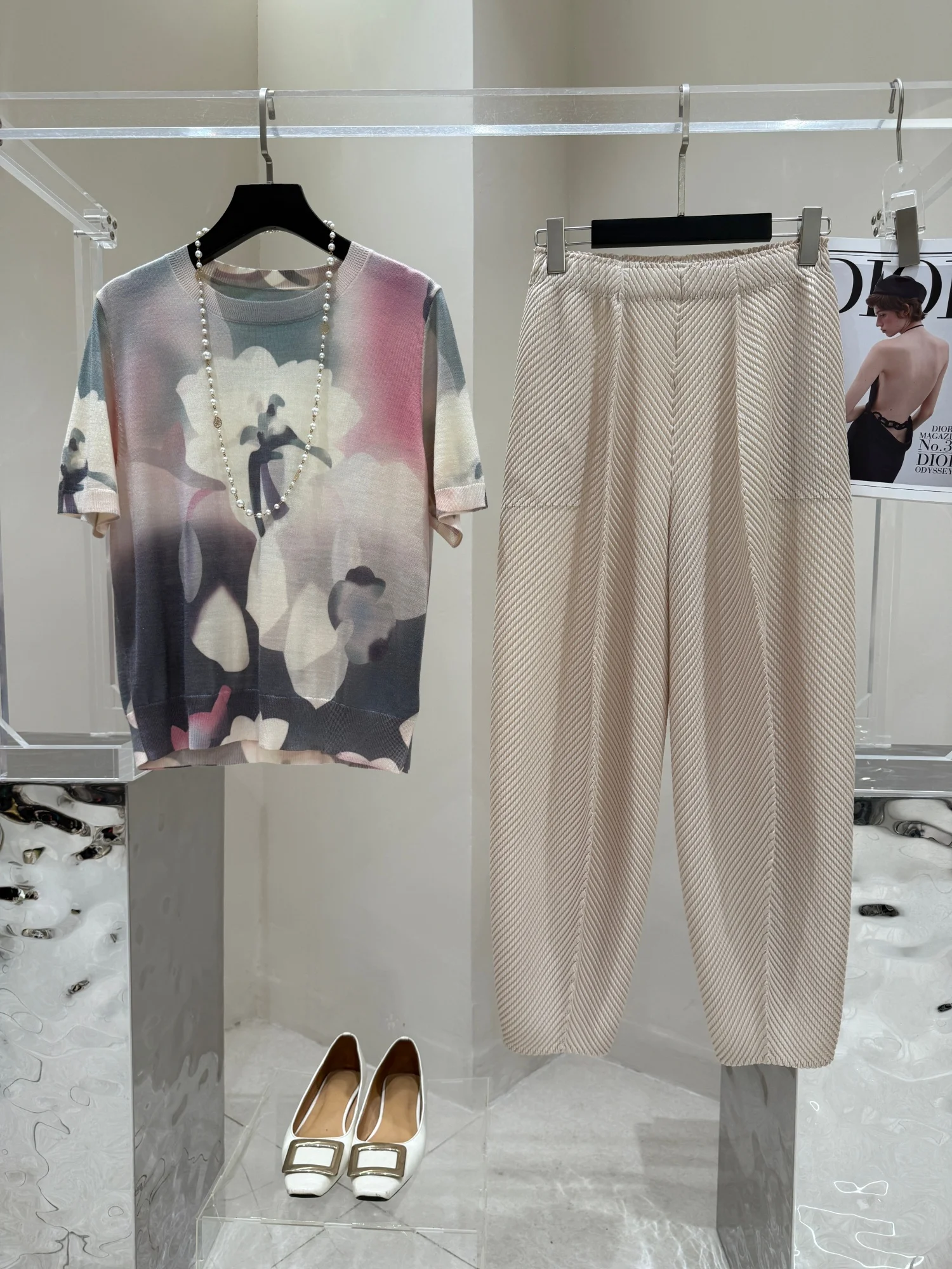 

Ele Faionable Two-Piece Set for Middle-Aged Women Summer New Arrival Lightweight Luxury High-Quali Print Pattern