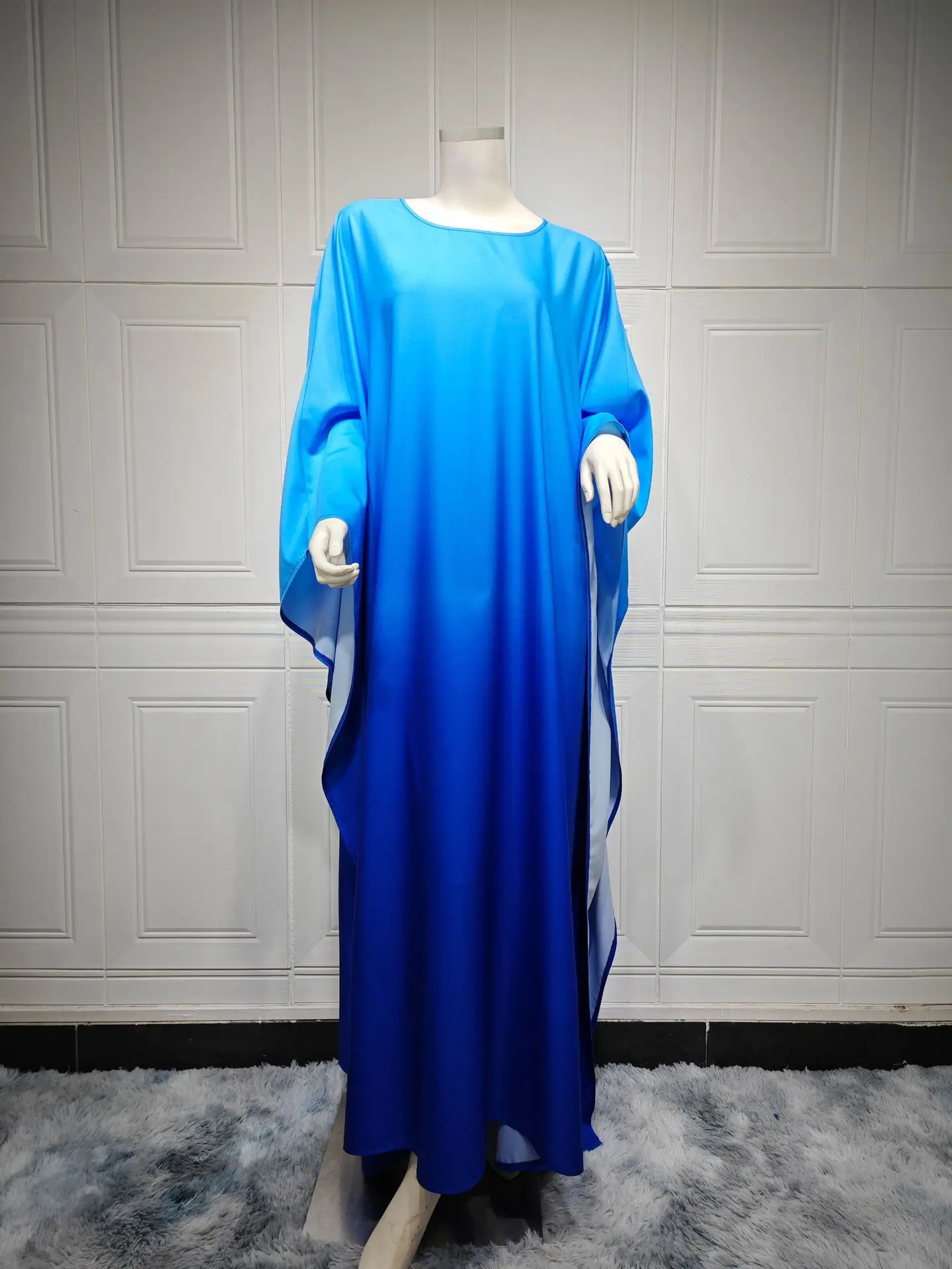 Muslimische Frauen Nahen Osten Abaya Kleid Mantel Mode Weiches Licht Batwing Hülse Abaya Robe Kleid Lange Lose
