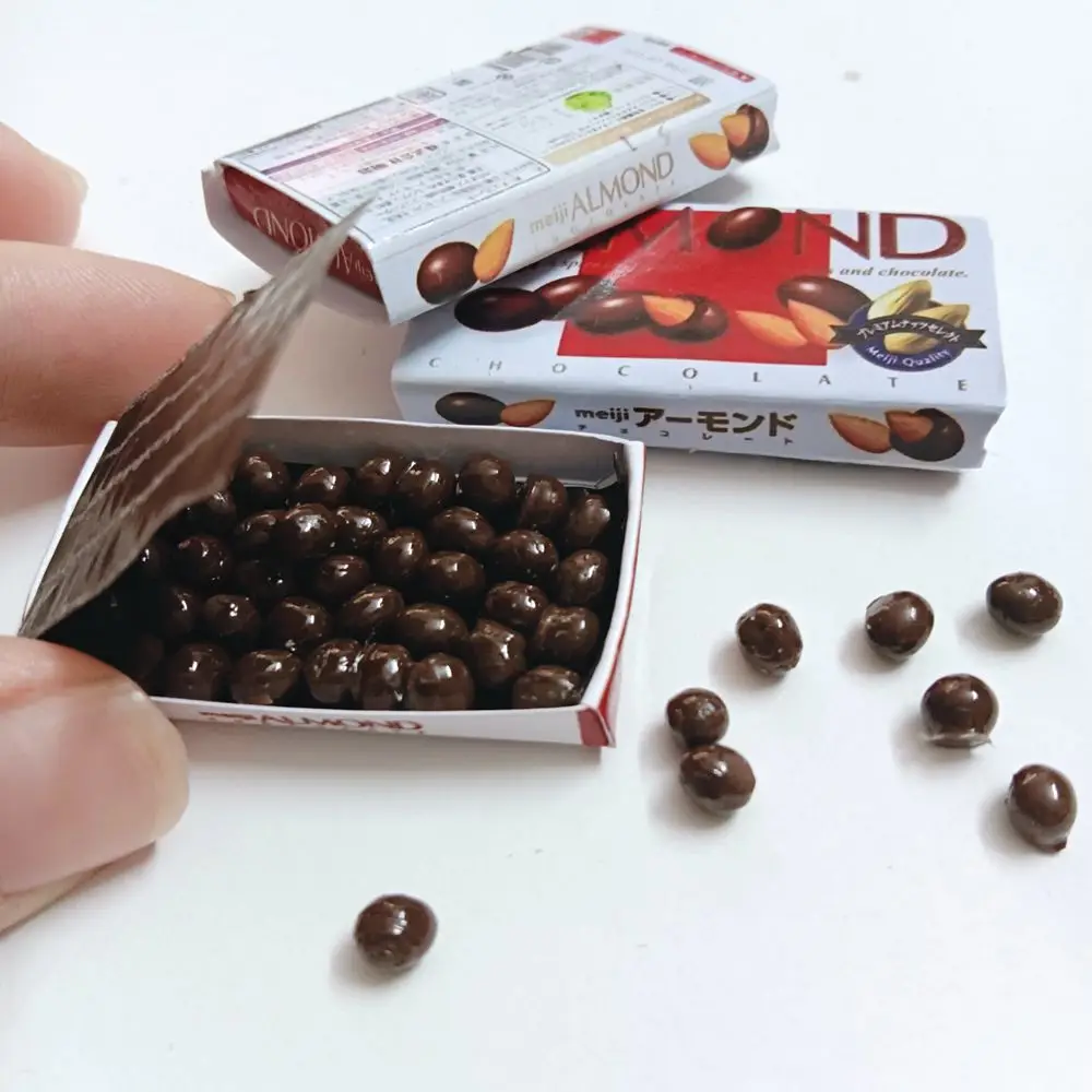 1 Box + Chocolate Balls 1/6 Scale Dollhouse Miniature Chocolate Bean for Blyth Barbies BJD OB11 Doll House Kitchen Play Toys