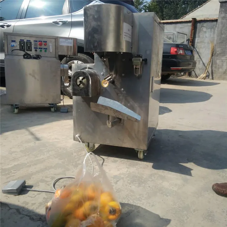 

Automatic, intelligent, fruit peeling machine