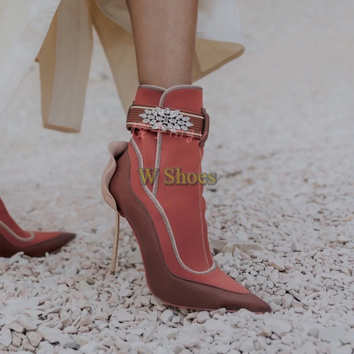 Botines con diamantes de imitación y tacón de brotes para mujer, botas de moda a juego, color azul, rojo, blanco y negro, regalo para mujer 2025