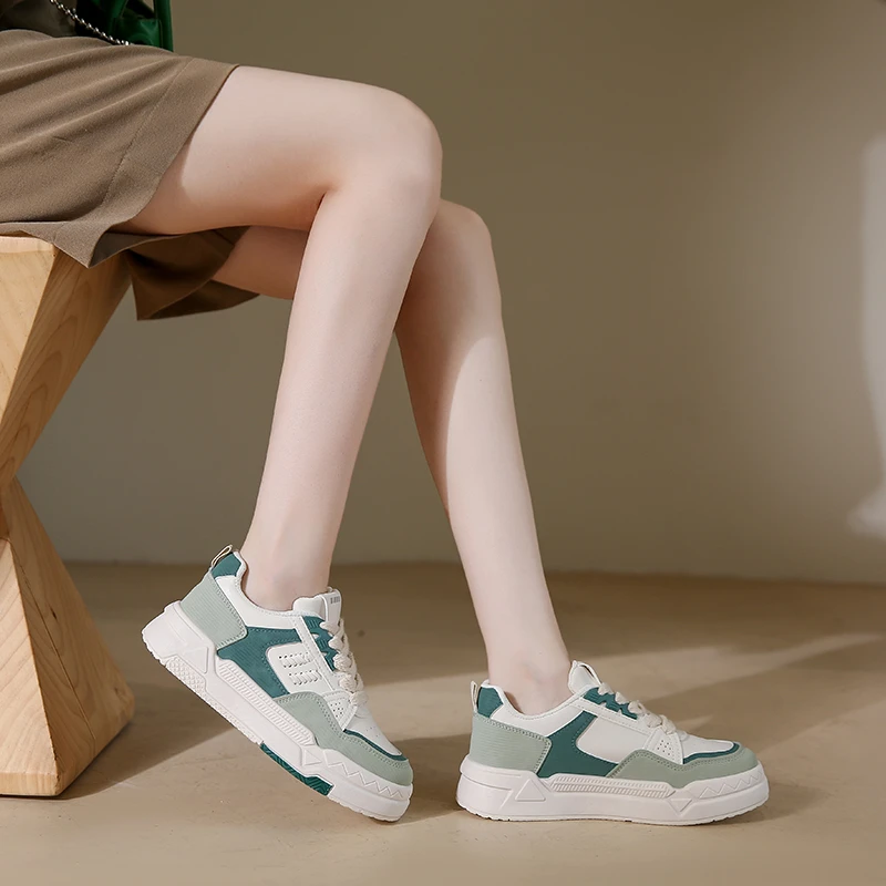 BKQU – petites chaussures blanches d'automne pour femmes, nouveau Style tendance, Style occidental, va avec tout, chaussures de sport pour étudiantes de Style Campus à haute valeur, 2022